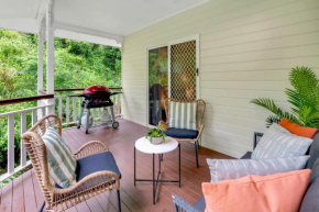 'Tropical Refuge' Classic Queenslander Paradise, Stratford